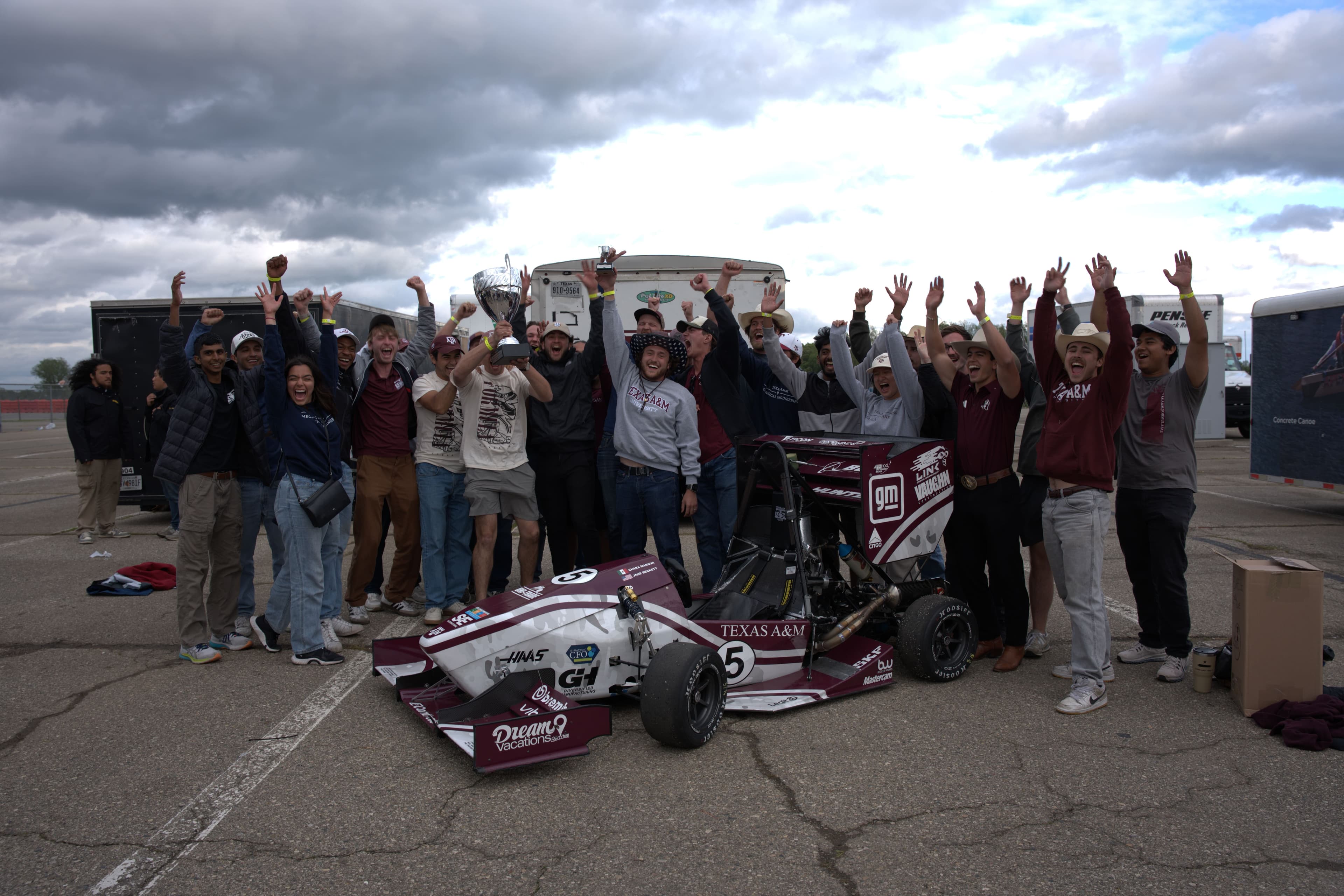 Formula Internal Combustion team image 1